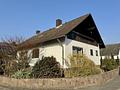Freistehendes Einfamilienhaus
mit Garten, Kamin und Terrasse
- viel Platz für die Familie - - Straßenansicht