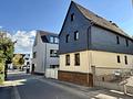 Seltenes Schmuckstück mit Charme und Geschichte – zentrales Ein- oder Zweifamilienhaus mit Garten - Seitenansicht