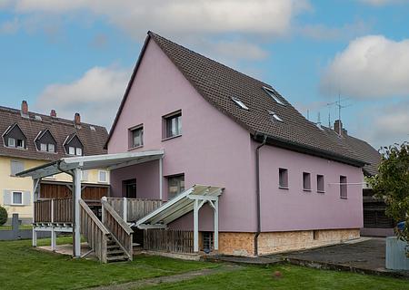 Sofort Einziehen: Top-gepflegtes EFH in ruhiger Lage mit schönem Garten in Höchst wartet auf Sie! - Ansicht_N Titel
