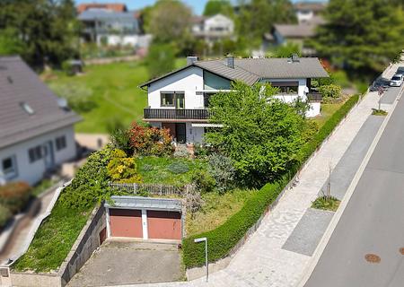 Mehr-Familien-Haus mit 4 Wohnungen in Bad König: tolle Lage und vielfältigsten Nutzungsmöglichkeiten - Draufsicht SW