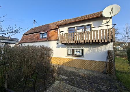 Charmantes und kompaktes Einfamilienhaus mit Garten in Burgberg - Ansichten