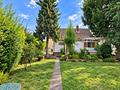 Einfamilienhaus auf Erbpachtgrundstück mit Garten in ruhiger Lage von Frankfurt-Eschersheim - Haushintenansicht