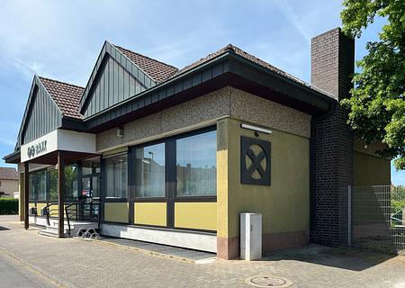 Gewerbeimmobilie mit Bestandspotenzial und Entwicklungsperspektive - Frontansicht