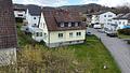 Gepflegtes Ein- / Zweifamilienhaus mit Doppelgarage, Terrasse, und großem Garten - Außenansicht