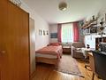 Großzügiges Wohnhaus mit zwei separaten 3- Zimmer-Wohnungen, Süd-West-Garten und Garage - Kinderzimmer EG