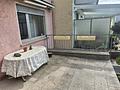 Reihenmittelhaus mit Terrasse, Balkon und viel Gestaltungspotenzial in Maintal-Bischofsheim - Terrasse