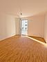 Neubau-Highlight: 3-Zimmer-Wohnung – Bezug sofort möglich - Schlafzimmer mit Balkonzugang