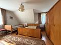 Großzügiges Wohnhaus mit zwei separaten 3- Zimmer-Wohnungen, Süd-West-Garten und Garage - Schlafzimmer DG