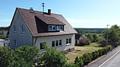 * Ein Haus – viele Möglichkeiten * Zweifamilienhaus mit Charme, Potenzial und großzügigem Garten - Außenansicht