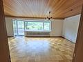 Vielseitig nutzbares Wohnhaus mit Garten & Garage - Wohnzimmer mit Terrasse 