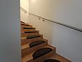 Gepflegtes, attraktives Reiheneckhaus mit Garage für die ganze Familie - Treppe nach oben