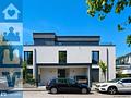 Exklusives Wohnerlebnis – Luxus-Dachgeschosswohnung mit Sauna & Jacuzzi - Außenansicht des Mehrfamilienhauses in Solln