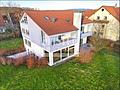 Individuelles Architektenhaus mit großzügigem Grundstück in Memmelsdorf OT - Außenaufnahme