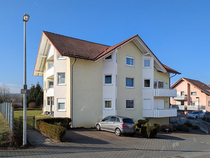 Helle 3-Z-ETW, 2 Stellplätze, in ruhiger Randlage von Erbach für Selbstnutzer und Kapitalanleger! - Ansicht O