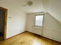 Zweifamilienhaus in zentraler Lage von Weiterstadt - Schlafzimmer 2 OG