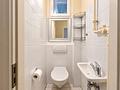 Charmant & saniert in Bornheim – attraktive Wohnung mit Eigennutzungsperspektive - Gäste WC