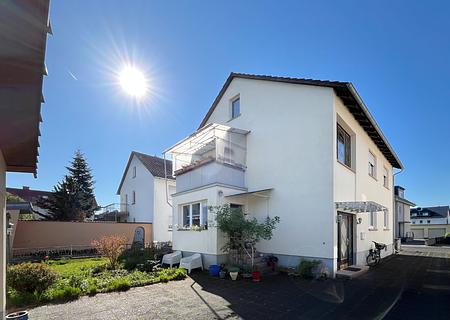Das ist Ihre Chance - Großzügiges ZFH auf herrlichem Grundstück in Top Lage von Elsenfeld - Hof-Gartenansicht