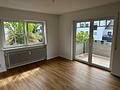 Lichtdurchflutete 3-Zimmer-Wohnung mit Balkon 
und Garage in gepflegtem Wohnhaus - Essbereich