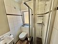 Neuwertiges Familienhaus mit Wohlfühlfaktor – 
Einbauküche, Wärmepumpe, Kachelofen, Klima & Terrasse - ...mit Duschbad