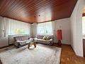 Ein Zuhause! 
Großzügiges Wohnhaus mit zwei Wohnungen, Doppelgarage und Garten in Fleinheim - Wohnbereich OG