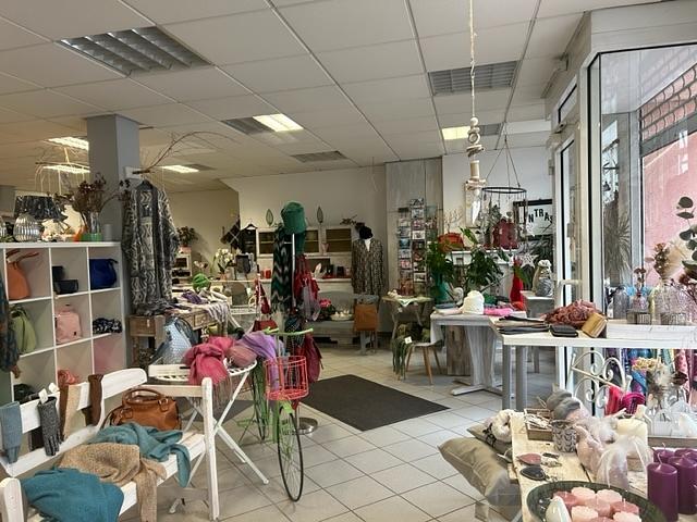 Helle Gewerbefläche mit großzügiger Maisonette-Wohnung und Ausbaupotenzial in der Perle des Mains - EG_Gewerbefläche