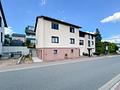 Schönes Zweifamilienhaus mit unzähligen Möglichkeiten für Ihre Familie! - Straßenansicht