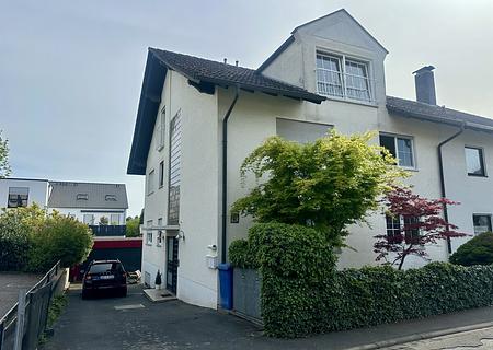Raum für Leben: Helles Loft im Dachgeschoss 
mit Wohlfühlfaktor - Aussenansicht