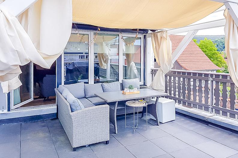 Grosse Maisonette-4-Zimmer-ETW, zentrale Lage in Höchst - ideal für Selbstnutzer & Kapitalanleger! - Dachterrasse
