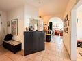 Komfortable Erdgeschosswohnung mit Balkon und Stellplatz in Groß-Umstadt/Wiebelsbach - Flur