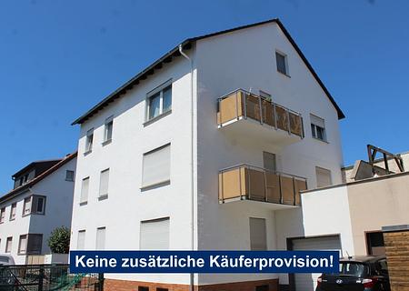Wunderbares Mehrfamilienhaus in guter Lage, sehr gutem Allgemeinzustand und zwei Einzelgaragen - von der Straße