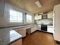 Ein Zuhause! 
Großzügiges Wohnhaus mit zwei Wohnungen, Doppelgarage und Garten in Fleinheim - Küche OG