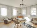 Einfamilienhaus mit Scheune – viel Potenzial für Ihr Herzensprojekt - Wohnzimmer_1.OG