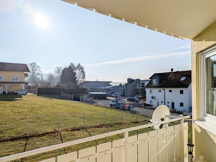 Helle 3-Z-ETW, 2 Stellplätze, in ruhiger Randlage von Erbach für Selbstnutzer und Kapitalanleger! - Aussicht SW