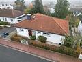 Attraktiver Bungalow in bevorzugter Wohnlage mit traumhaftem Garten - Straßenseite