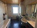Viel Platz auf drei Etagen – Reihenmittelhaus in Offenbach-Bieber - Badezimmer