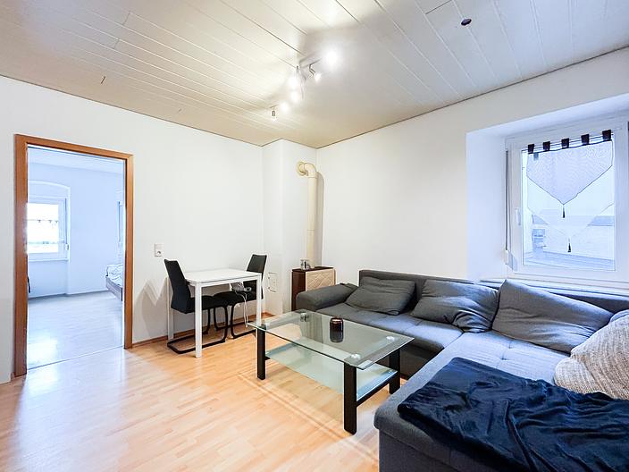 Altstadtjuwel mit Gestaltungsspielraum – Historisches Stadthaus in Freudenberg! - Wohnzimmer