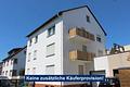 Wunderbares Mehrfamilienhaus in guter Lage, sehr gutem Allgemeinzustand und zwei Einzelgaragen - von der Straße