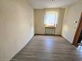 Großzügiges Einfamilienhaus mit viel Potenzial in guter Lage von Rodgau – sanierungsbedürftig - 1. OG Zimmer 2 